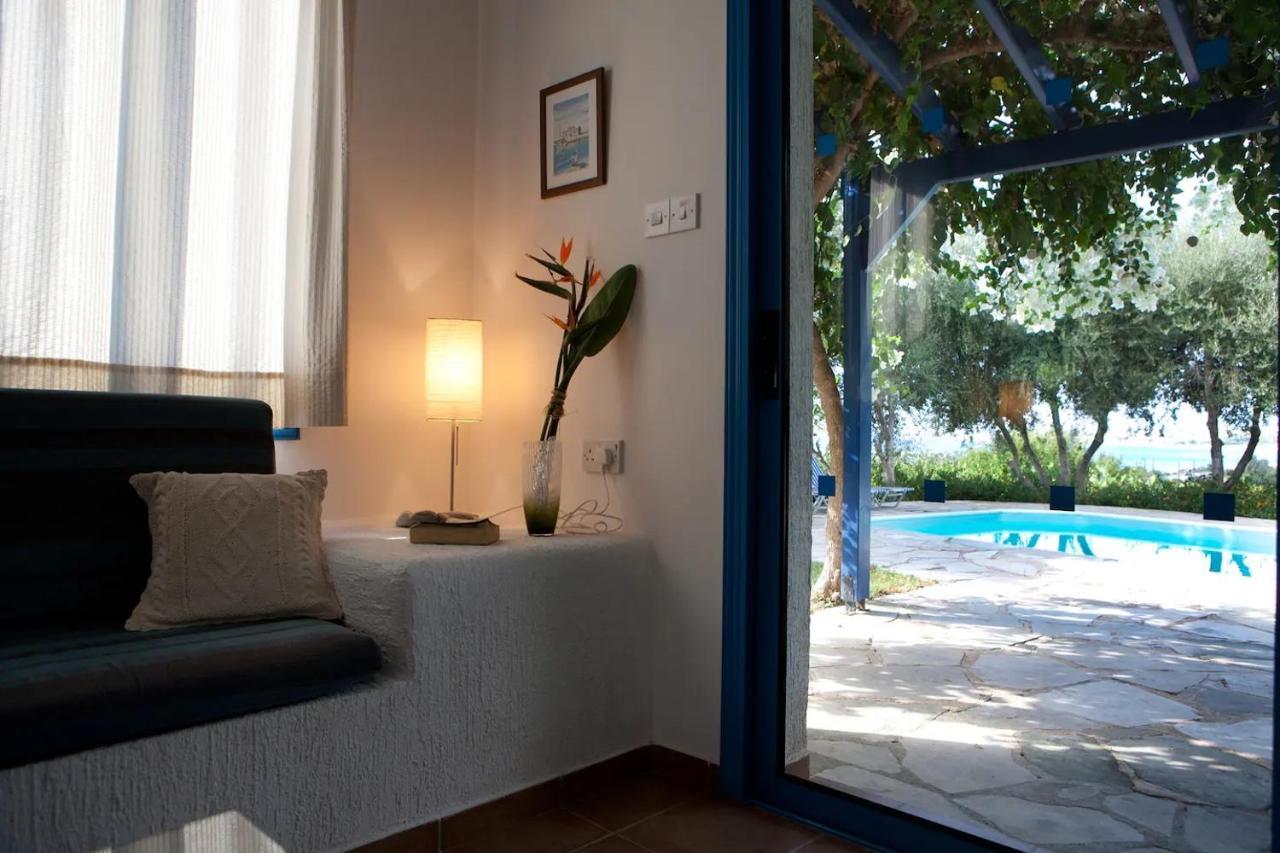 Banana Sunset Villas Пафос Екстериор снимка