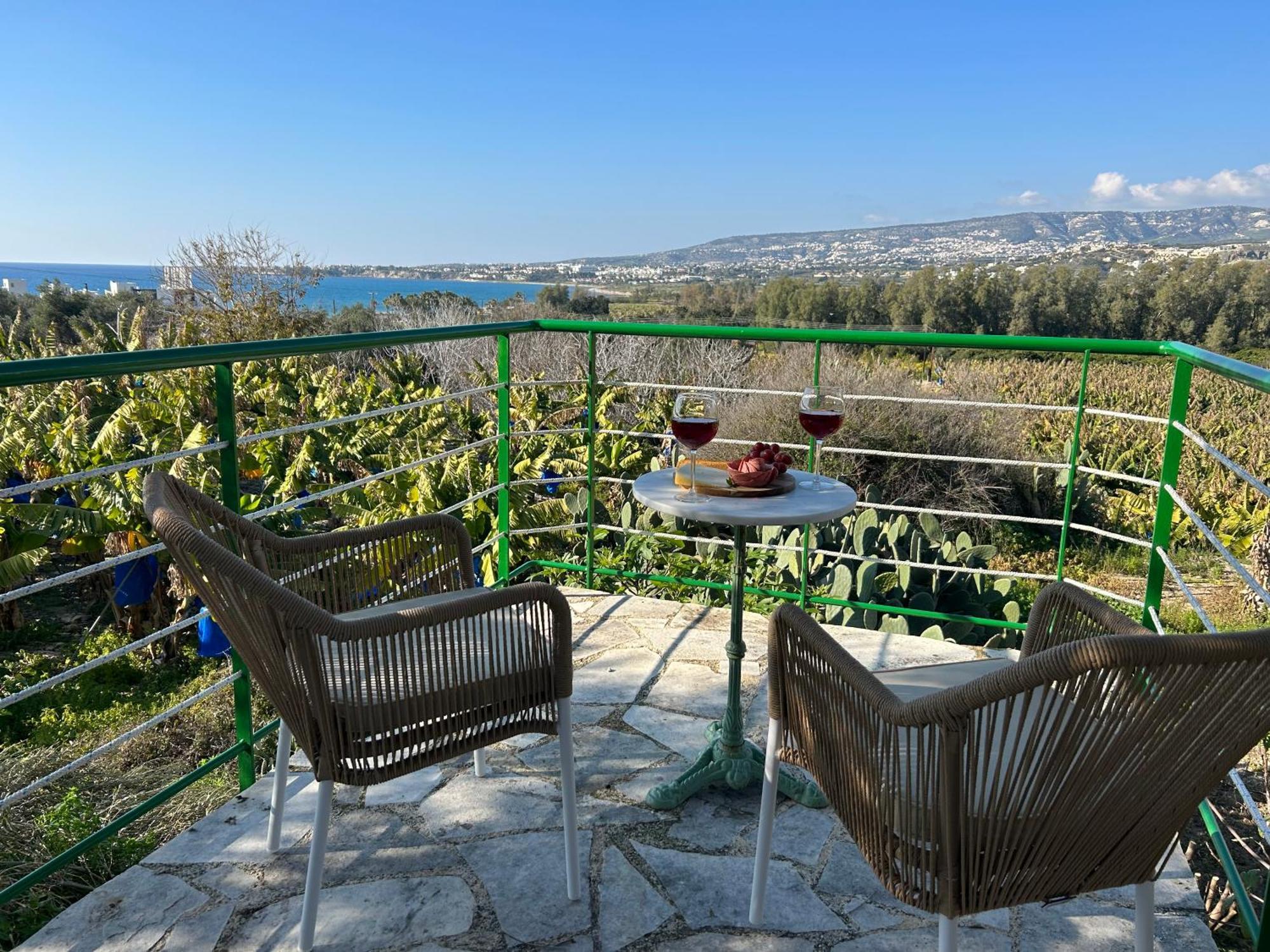 Banana Sunset Villas Пафос Екстериор снимка