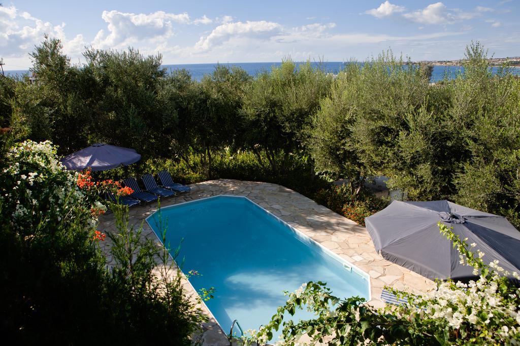Banana Sunset Villas Пафос Екстериор снимка